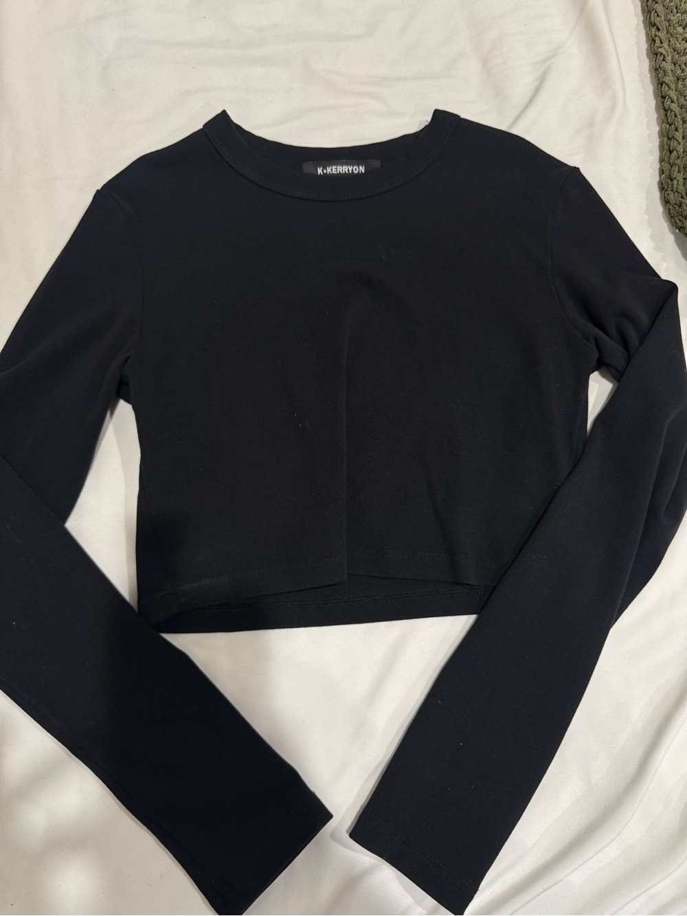 K-Kerryon Black Long-Sleeve Cropped Top